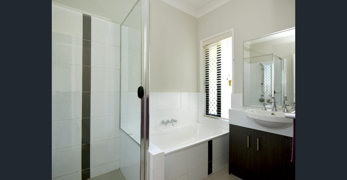 Images D-Blinds (Downs Awning & Blinds Centre)