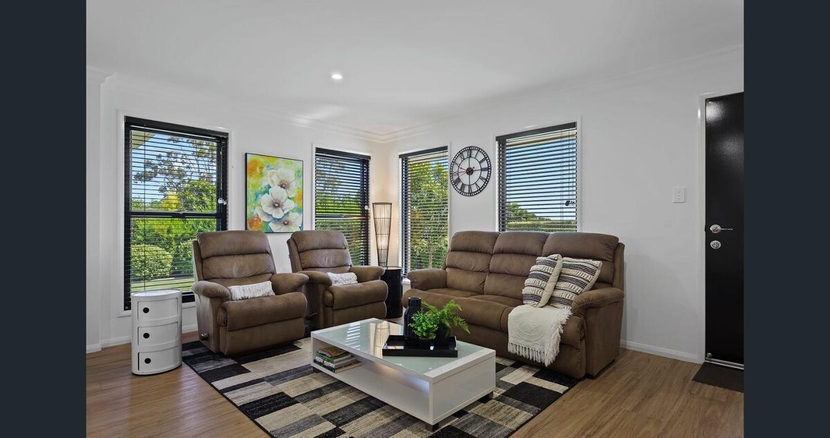 Images D-Blinds (Downs Awning & Blinds Centre)