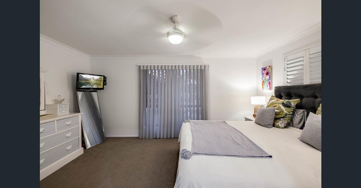 Images D-Blinds (Downs Awning & Blinds Centre)