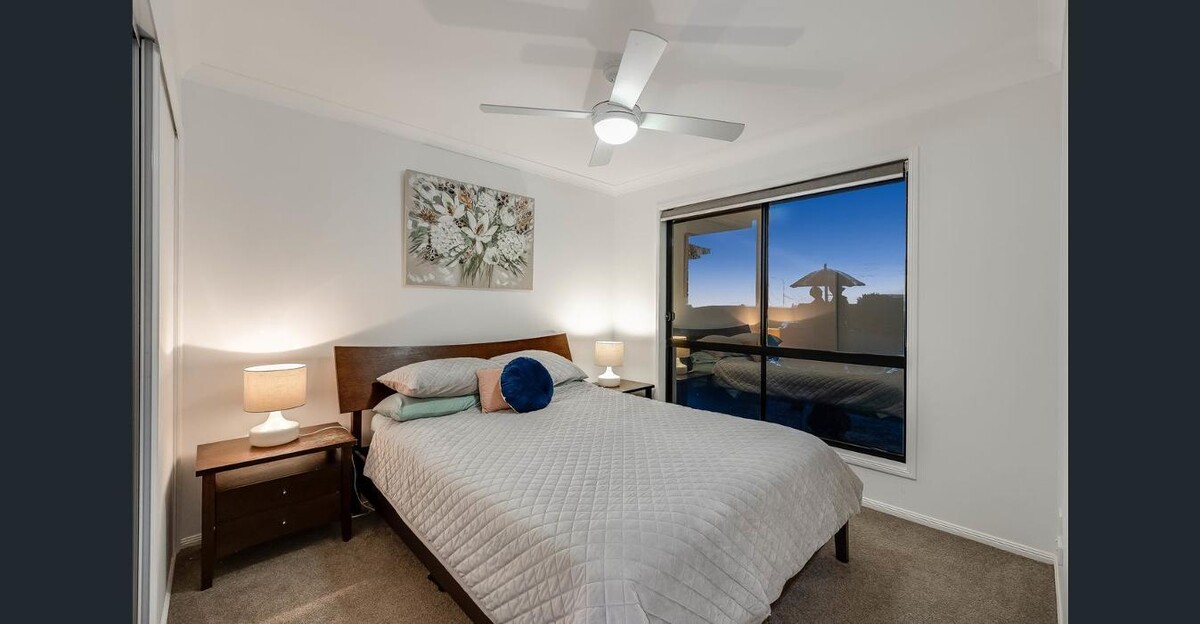 Images D-Blinds (Downs Awning & Blinds Centre)