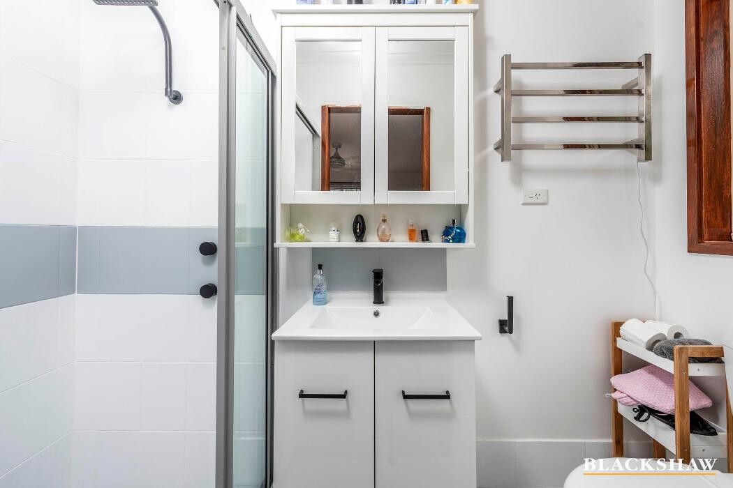 Images Blackshaw Real Estate Woden