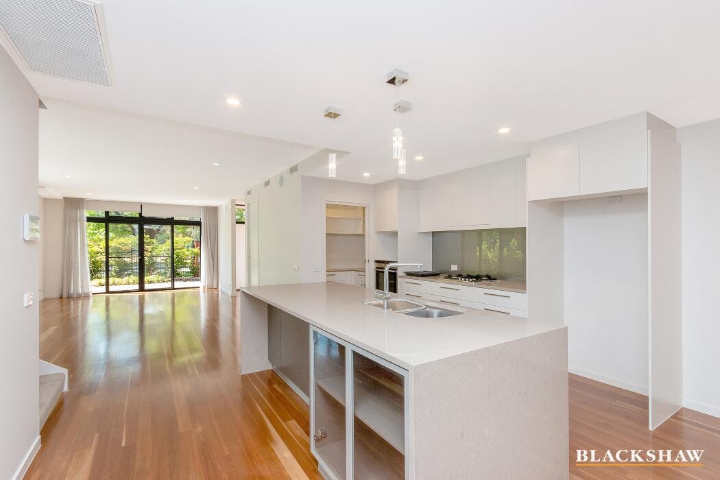 Images Blackshaw Real Estate Queanbeyan & Jerrabomberra