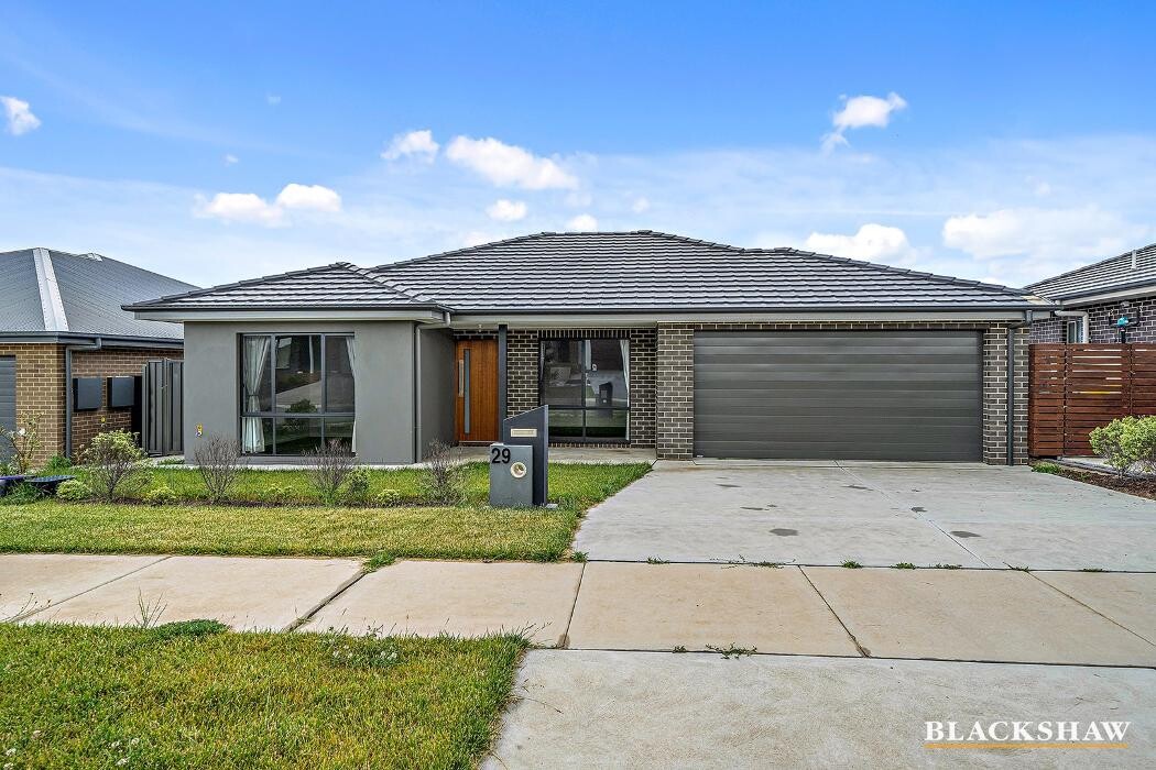 Images Blackshaw Real Estate Queanbeyan & Jerrabomberra