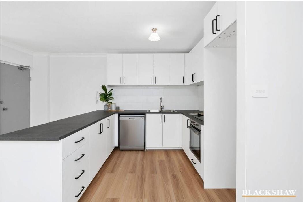 Images Blackshaw Real Estate Queanbeyan & Jerrabomberra