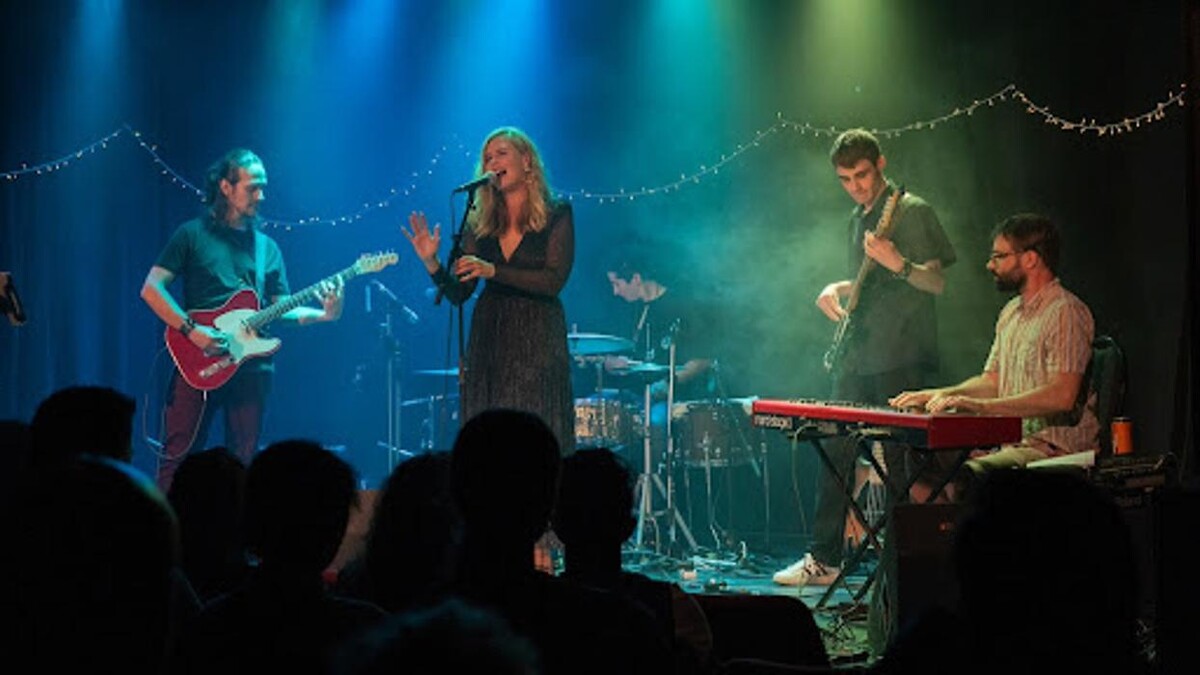 Images Lucy Burke Music