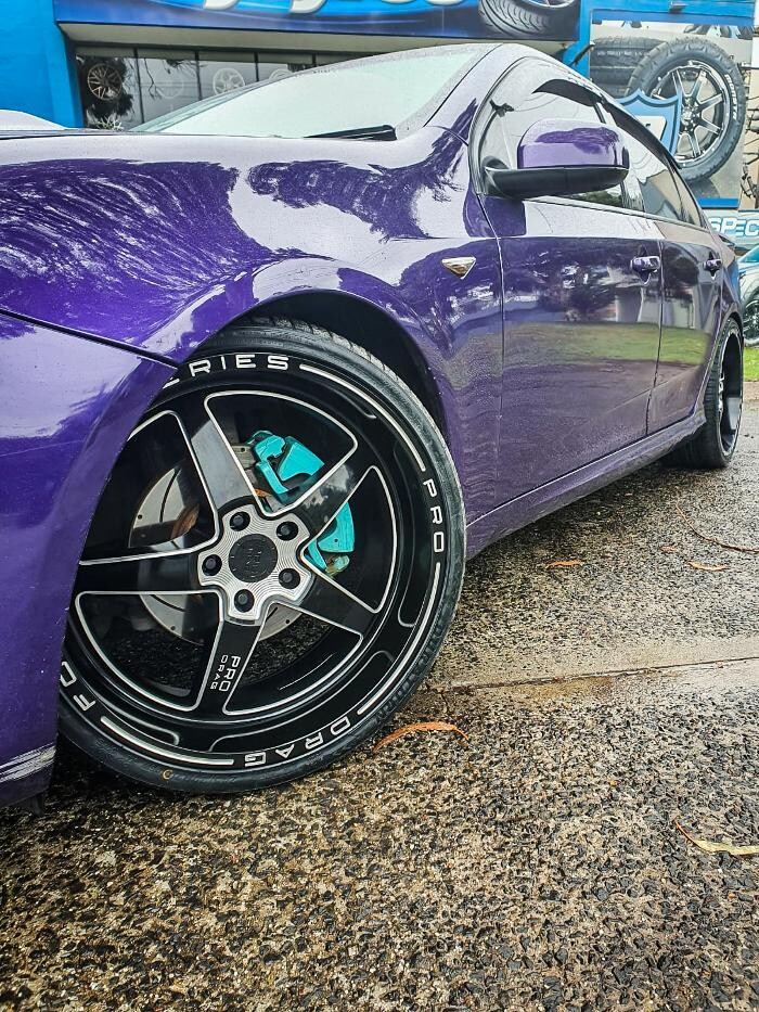 Images Ozzy Tyres Ferntree Gully