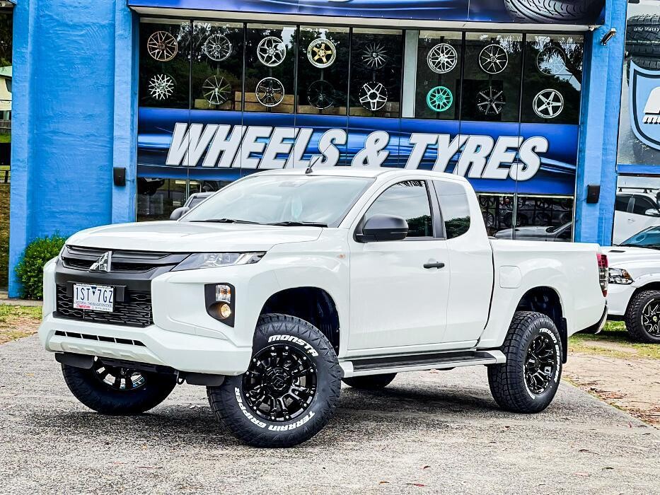 Images Ozzy Tyres Ferntree Gully