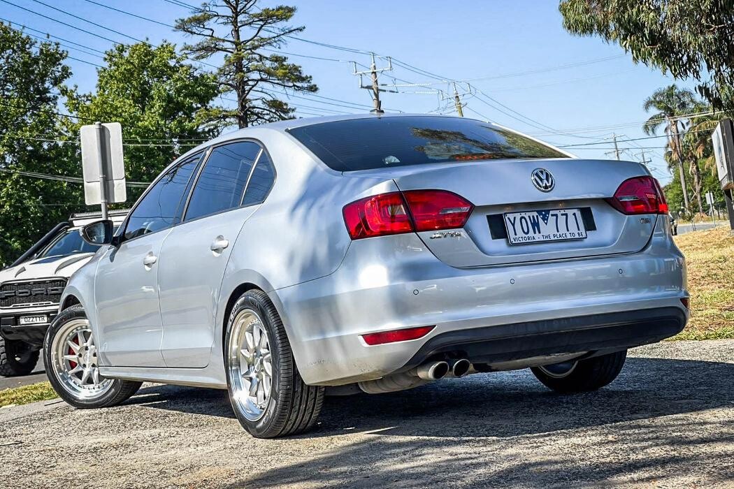 Images Ozzy Tyres Ferntree Gully