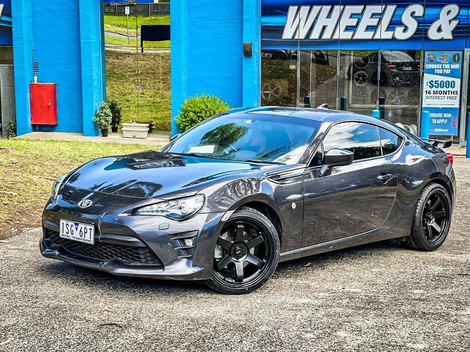 Images Ozzy Tyres Ferntree Gully