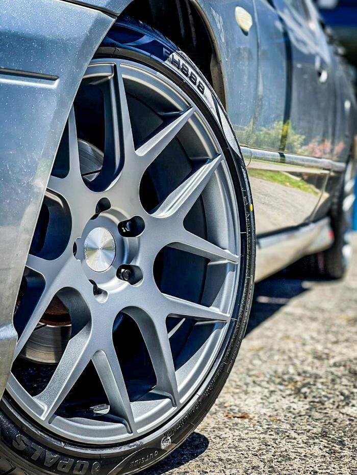 Images Ozzy Tyres Ferntree Gully