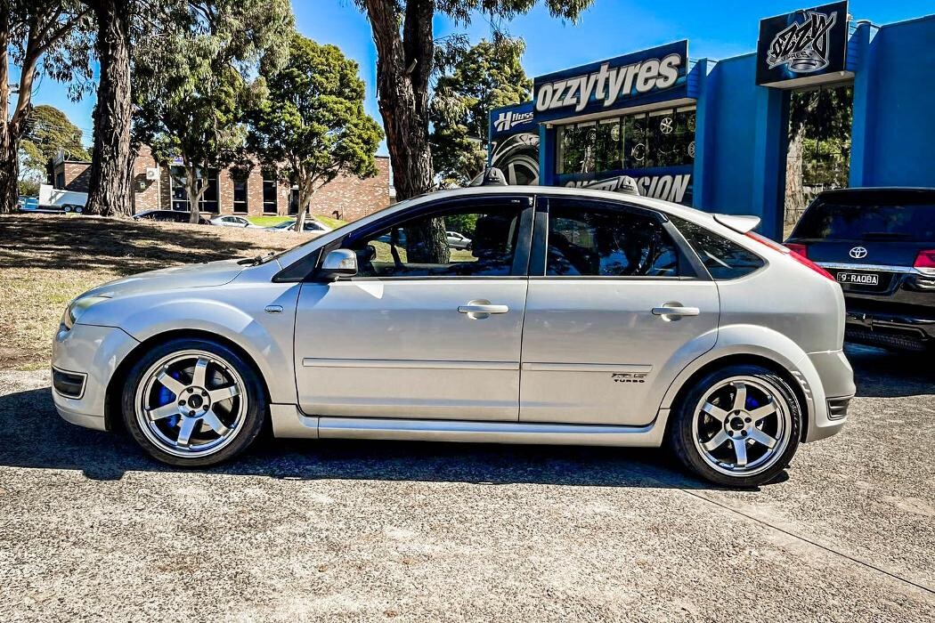 Images Ozzy Tyres Ferntree Gully