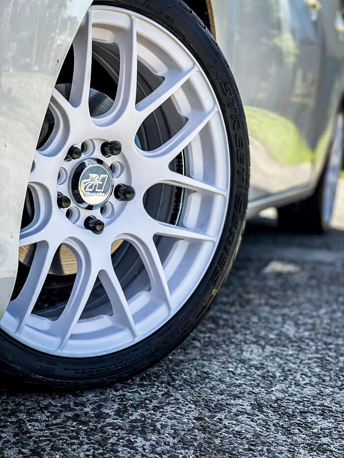 Images Ozzy Tyres Ferntree Gully