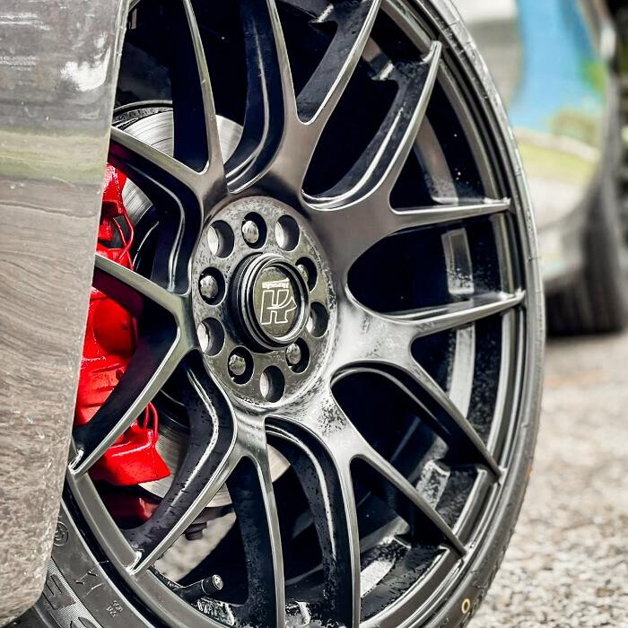 Images Ozzy Tyres Ferntree Gully