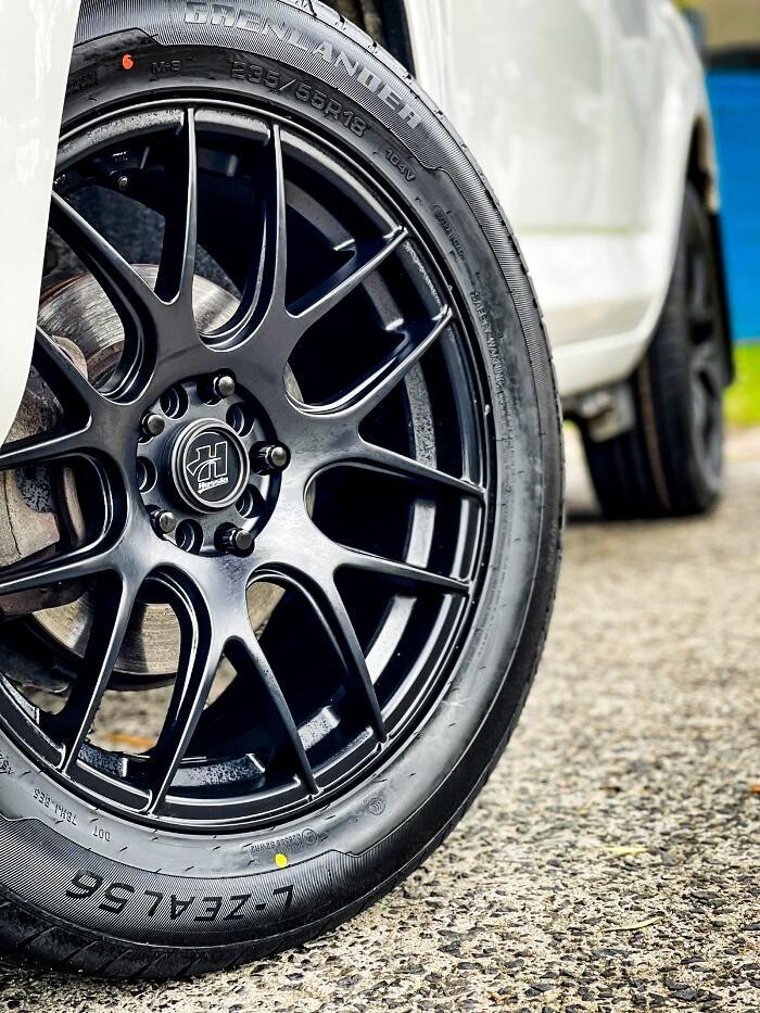 Images Ozzy Tyres Ferntree Gully