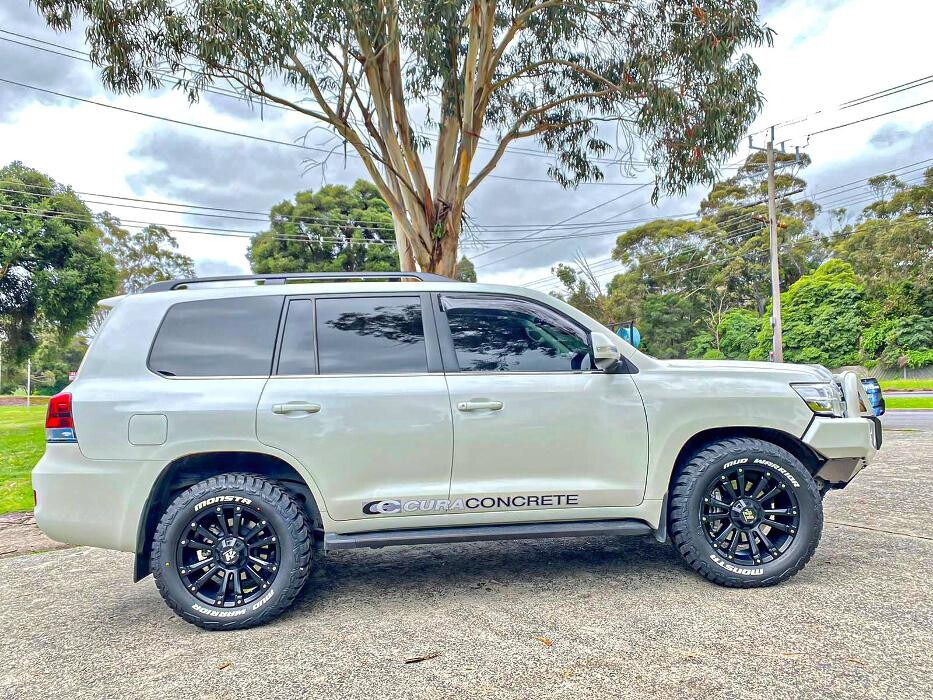 Images Ozzy Tyres Ferntree Gully