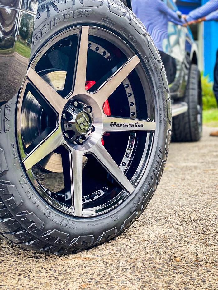 Images Ozzy Tyres Ferntree Gully