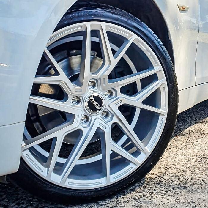 Images Ozzy Tyres Ferntree Gully
