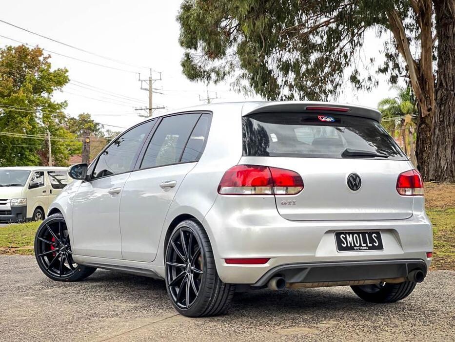 Images Ozzy Tyres Ferntree Gully