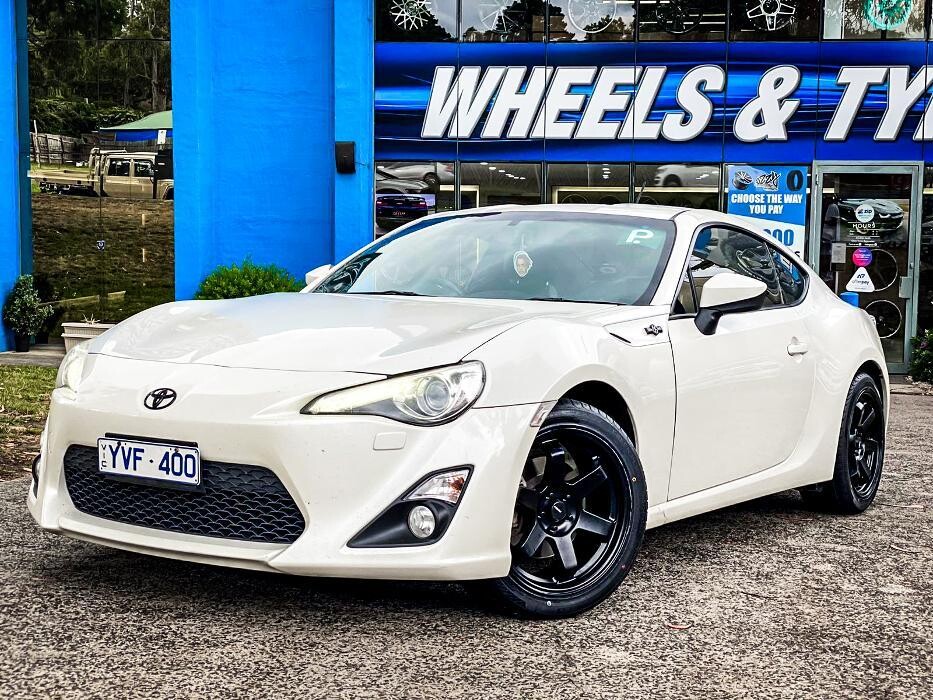 Images Ozzy Tyres Ferntree Gully