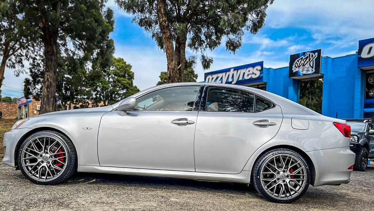 Images Ozzy Tyres Ferntree Gully