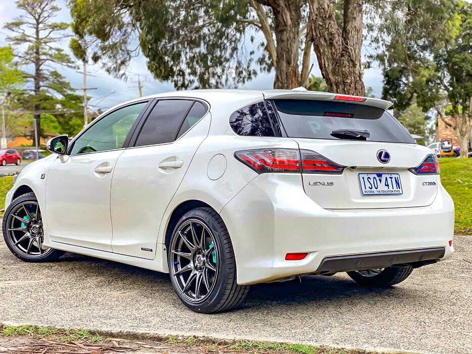 Images Ozzy Tyres Ferntree Gully