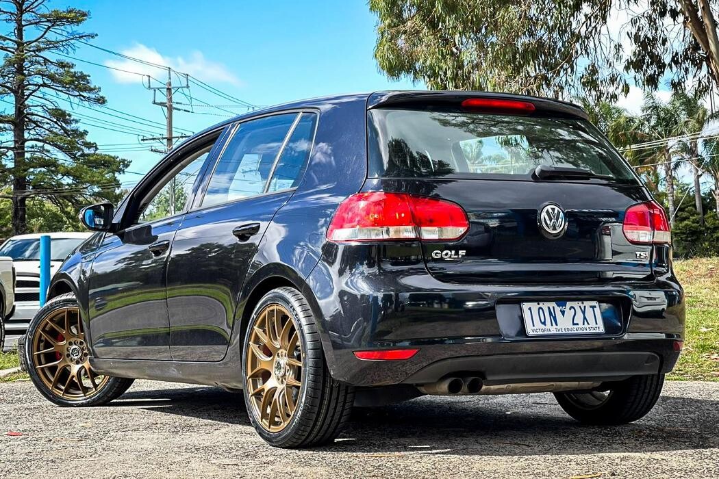 Images Ozzy Tyres Ferntree Gully