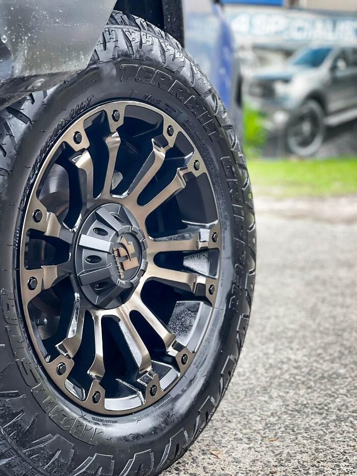 Images Ozzy Tyres Ferntree Gully
