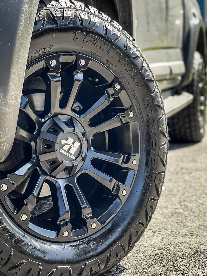 Images Ozzy Tyres Ferntree Gully