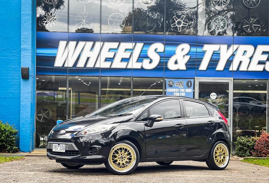 Images Ozzy Tyres Ferntree Gully