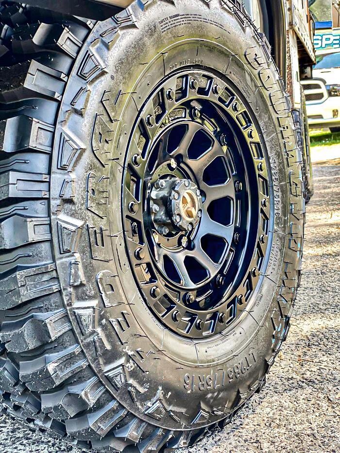 Images Ozzy Tyres Ferntree Gully
