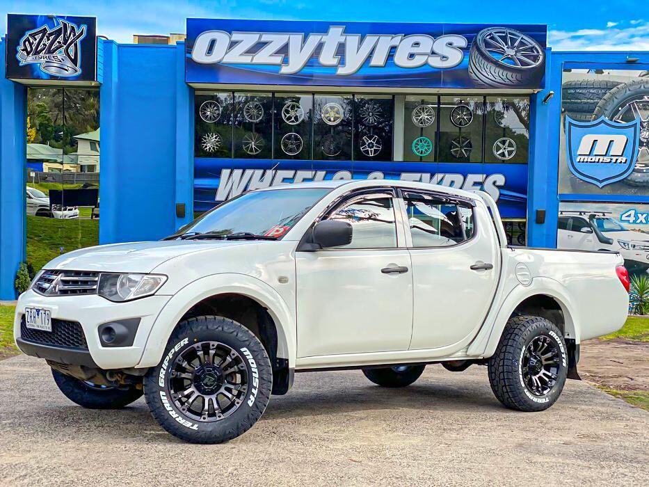 Images Ozzy Tyres Ferntree Gully