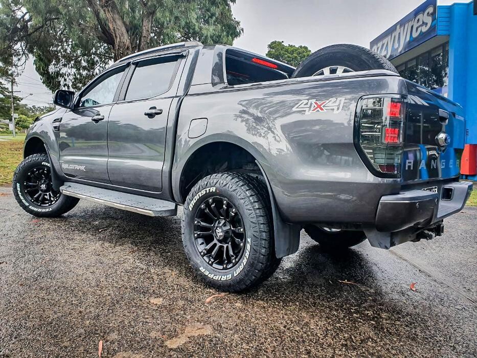 Images Ozzy Tyres Ferntree Gully