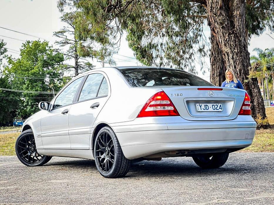 Images Ozzy Tyres Ferntree Gully