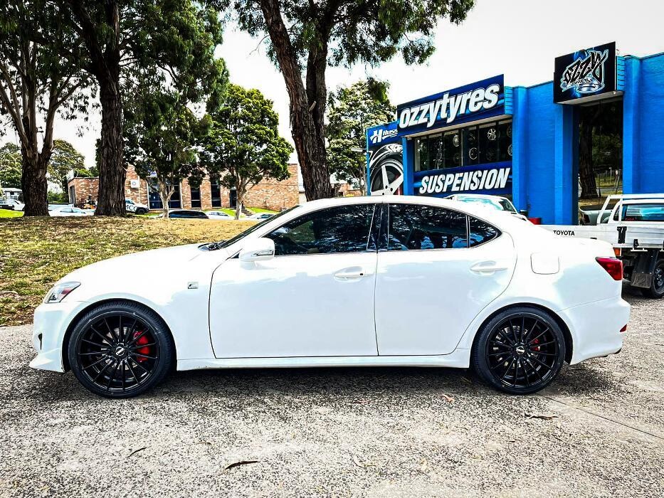 Images Ozzy Tyres Ferntree Gully