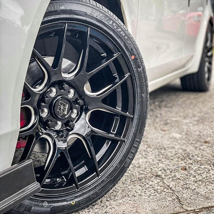 Images Ozzy Tyres Ferntree Gully