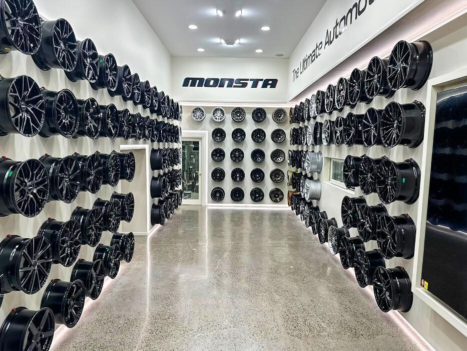Images Ozzy Tyres Kelvin Grove | Wheels, Tyres, 4X4 Accessories Brisbane