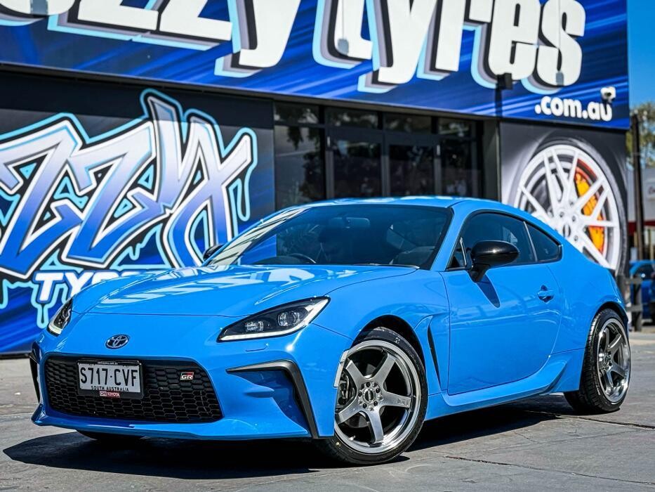 Images Ozzy Tyres Woodville | Cheap Tyres Adelaide | Rims | Suspension Lift Kits and Lowering |