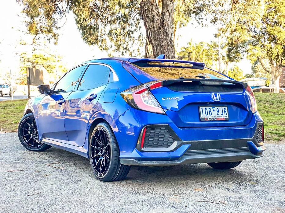 Images Ozzy Tyres Underwood | Southside Cheap Tyres | Brisbane Wheels and Tyres | 4x4 Rims