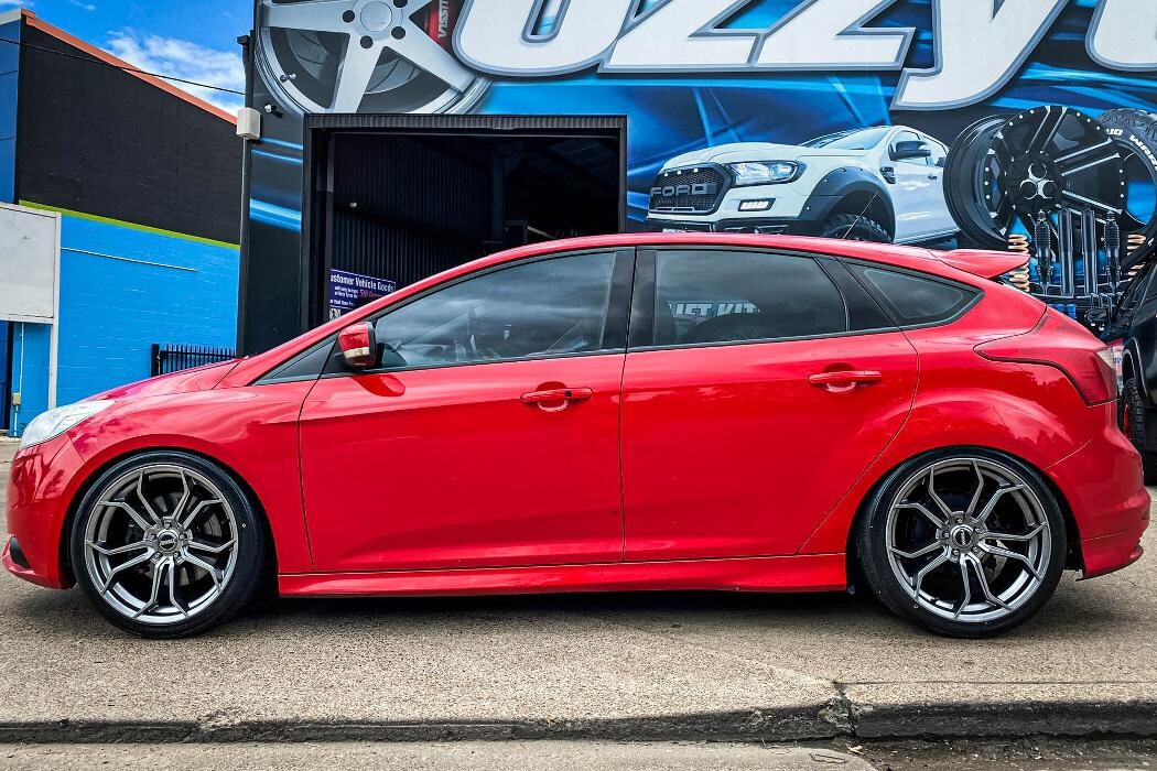 Images Ozzy Tyres Underwood | Southside Cheap Tyres | Brisbane Wheels and Tyres | 4x4 Rims