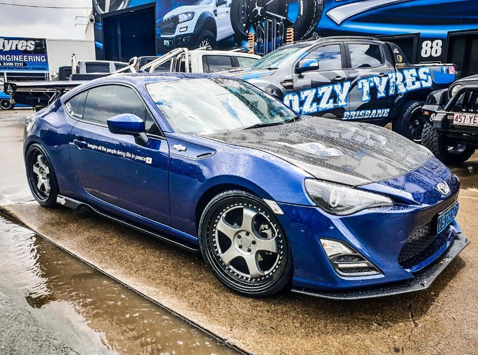 Images Ozzy Tyres Underwood | Southside Cheap Tyres | Brisbane Wheels and Tyres | 4x4 Rims