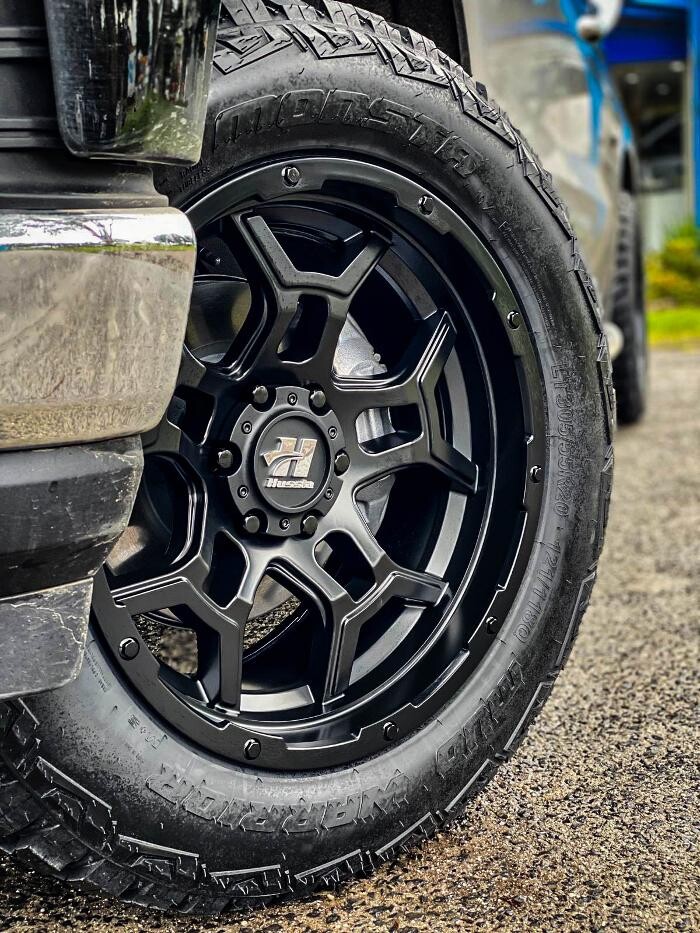 Images Ozzy Tyres Underwood | Southside Cheap Tyres | Brisbane Wheels and Tyres | 4x4 Rims