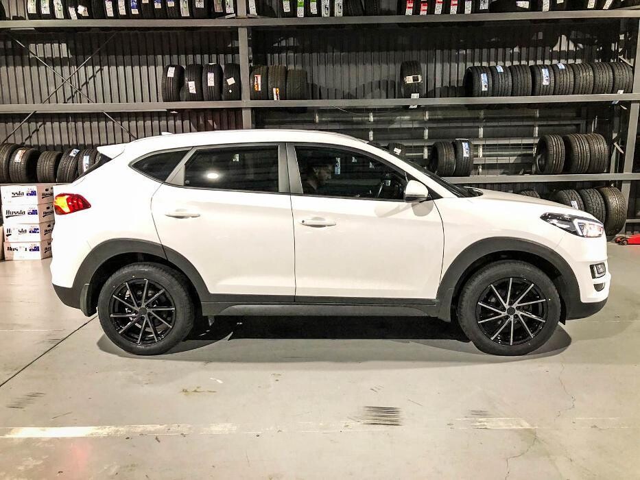 Images Ozzy Tyres Underwood | Southside Cheap Tyres | Brisbane Wheels and Tyres | 4x4 Rims