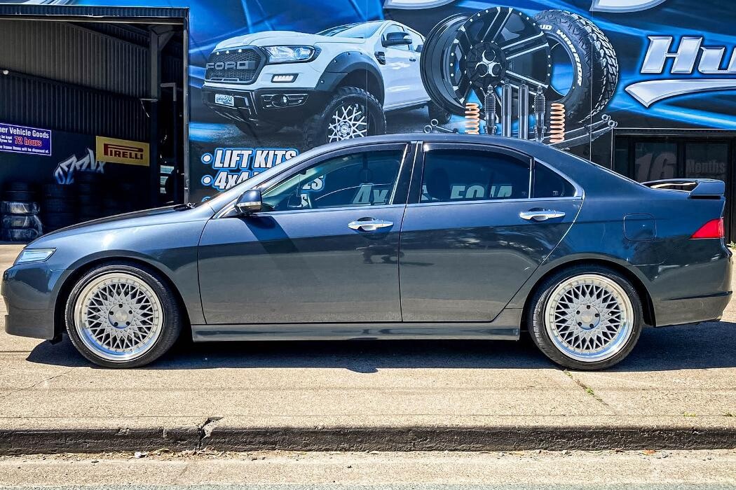 Images Ozzy Tyres Underwood | Southside Cheap Tyres | Brisbane Wheels and Tyres | 4x4 Rims