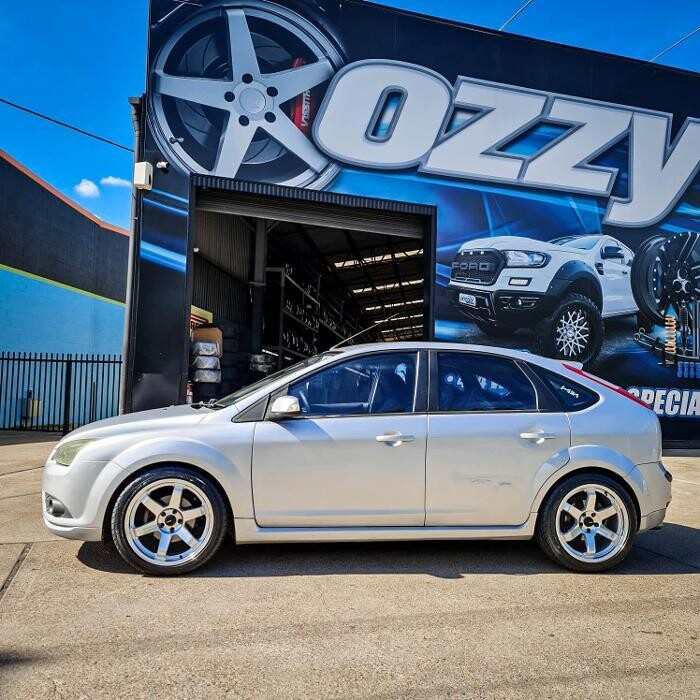 Images Ozzy Tyres Underwood | Southside Cheap Tyres | Brisbane Wheels and Tyres | 4x4 Rims