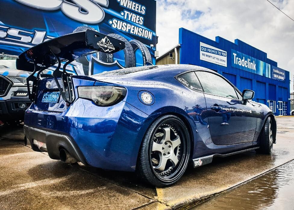 Images Ozzy Tyres Underwood | Southside Cheap Tyres | Brisbane Wheels and Tyres | 4x4 Rims