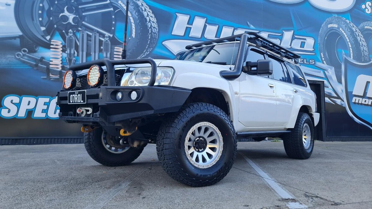 Images Ozzy Tyres Underwood | Southside Cheap Tyres | Brisbane Wheels and Tyres | 4x4 Rims