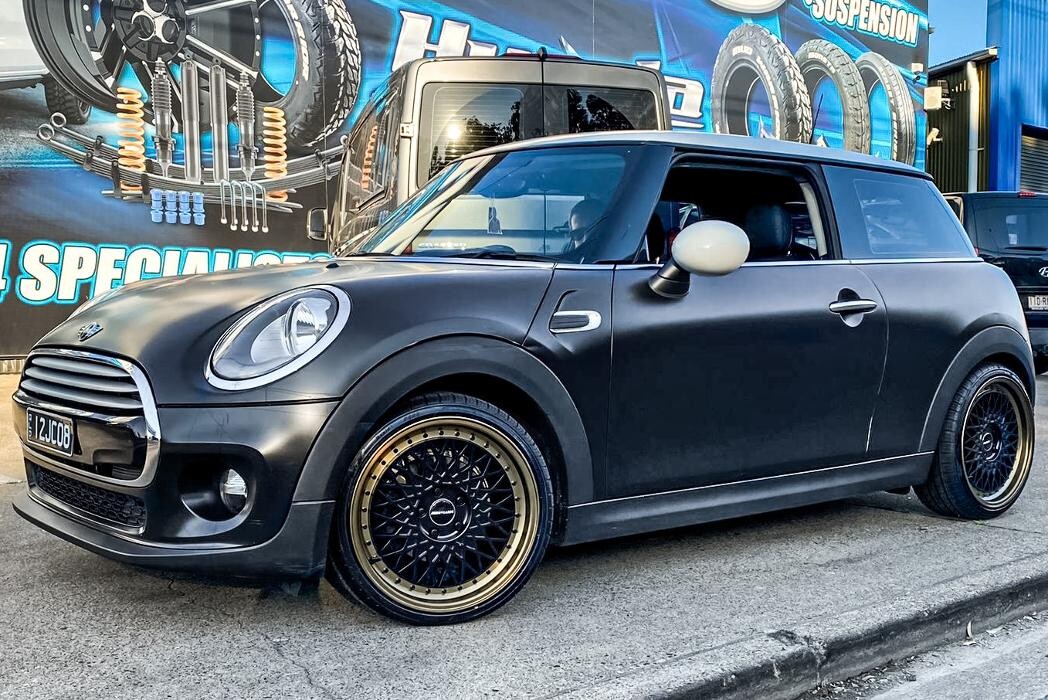 Images Ozzy Tyres Underwood | Southside Cheap Tyres | Brisbane Wheels and Tyres | 4x4 Rims