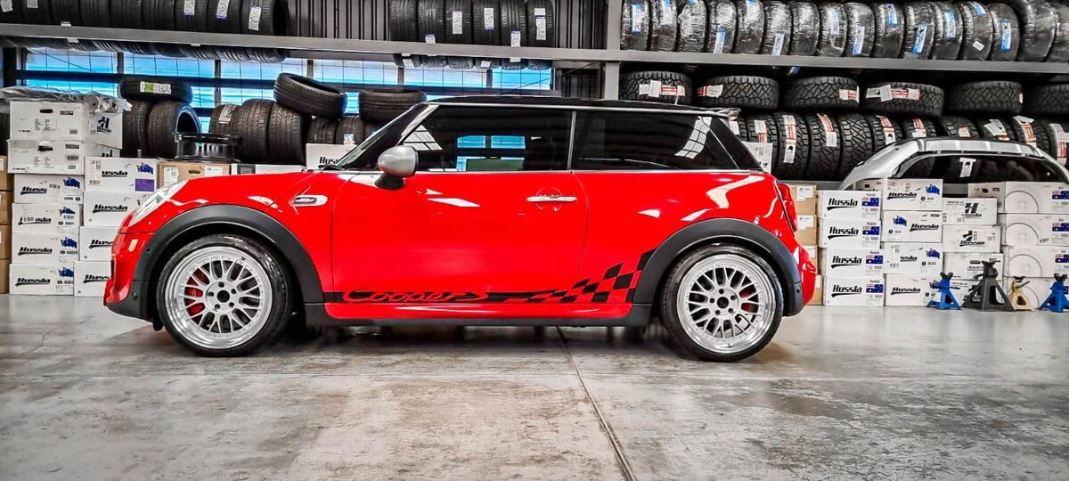 Images Ozzy Tyres Underwood | Southside Cheap Tyres | Brisbane Wheels and Tyres | 4x4 Rims