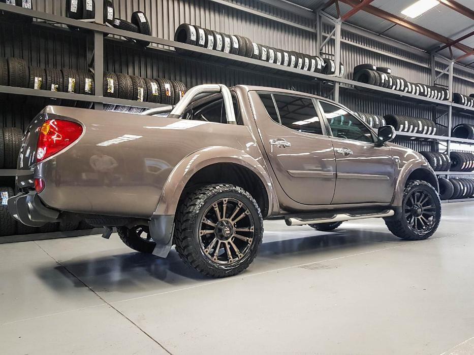 Images Ozzy Tyres Underwood | Southside Cheap Tyres | Brisbane Wheels and Tyres | 4x4 Rims