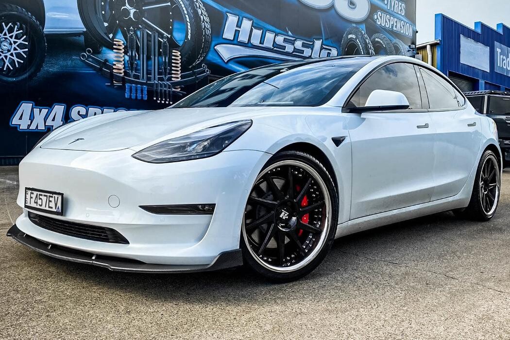 Images Ozzy Tyres Underwood | Southside Cheap Tyres | Brisbane Wheels and Tyres | 4x4 Rims